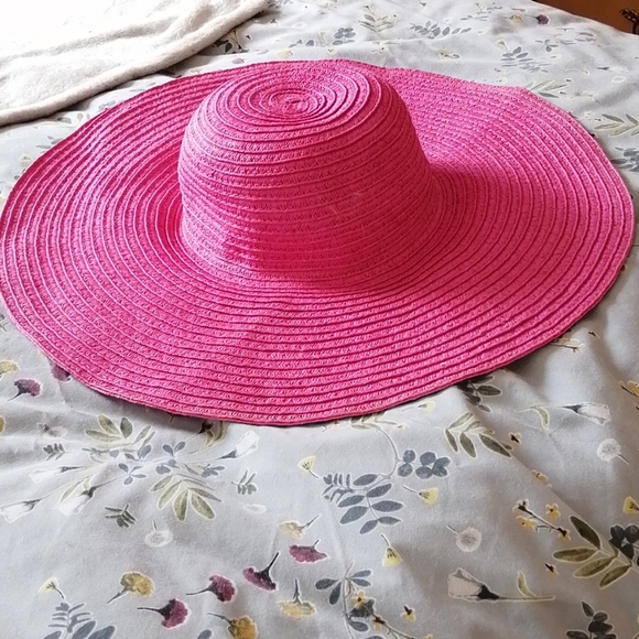 Accessories - ☀️☀️☀️☀️ summer hat Pink